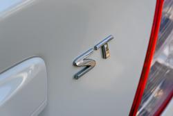 2012 Nissan
Almera ST