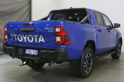 2024 Toyota
Hilux SR5 48V