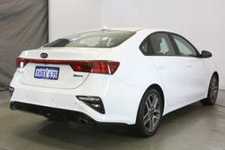 2020 Kia
Cerato Sport
