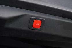 2024 Peugeot 3008 GT Premium Hybrid P64 MY25 Okenite White