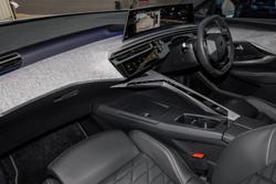 2024 Peugeot 3008 GT Premium Hybrid P64 MY25 Okenite White