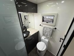 2021 Urban Caravans Xterrain 21 Family Bunk