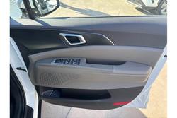 2024 Kia
Carnival S