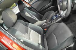 2015 Mazda
3 Maxx