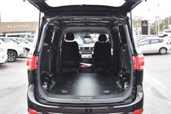 2022 LDV G10 + SV7C Obsidian Black