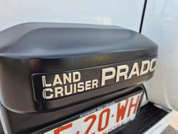 2016 Toyota
Landcruiser Prado GX
