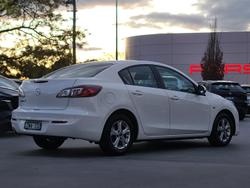 2012 Mazda
3 Neo