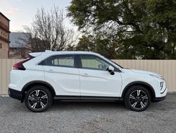 2022 Mitsubishi
Eclipse Cross LS