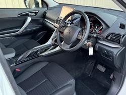 2022 Mitsubishi
Eclipse Cross LS