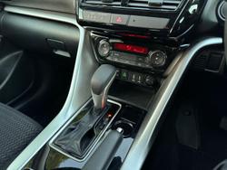 2022 Mitsubishi
Eclipse Cross LS