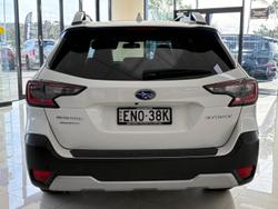 2020 Subaru
Outback AWD Touring