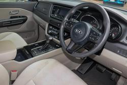 2016 Kia
Carnival S