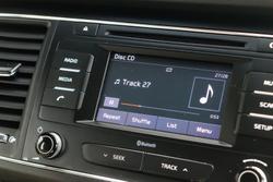 2016 Kia
Carnival S