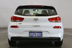 2018 Hyundai
                i30 Active