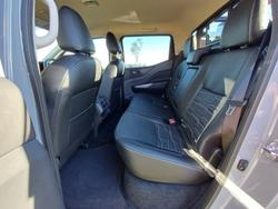 2025 Nissan
                Navara Pro-4X Warrior (4x4)