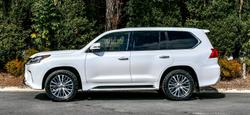2021 Lexus
LX 450d