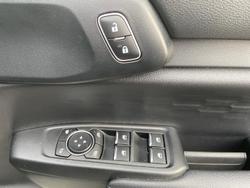 2024 Ford
Everest Ambiente