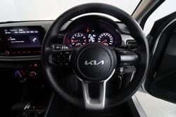 2022 Kia
Rio S