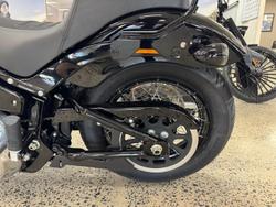 2025 Harley-Davidson Street Bob 117 (FXBB) Softail Black