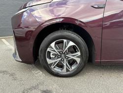 2023 LDV MIFA Mode Dynasty Red