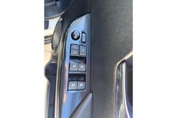 2022 Toyota
Hilux SR5