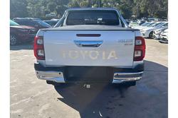 2022 Toyota
Hilux SR5
