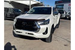 2022 Toyota
Hilux SR5