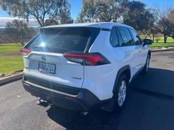 2021 Toyota
RAV4 GX