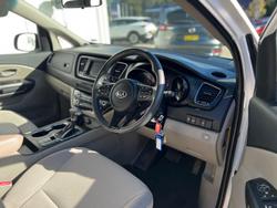 2019 Kia
                Carnival S