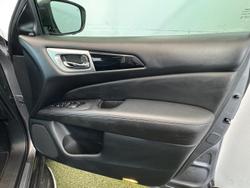 2018 Nissan
                Pathfinder ST-L