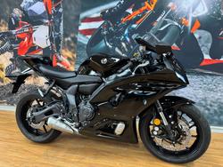 2023 Yamaha YZF-R7HO Black