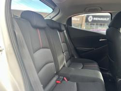 2016 Mazda
2 Genki