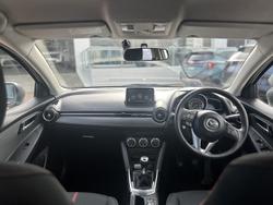 2016 Mazda
2 Genki