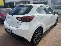2016 Mazda
2 Genki