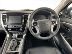 2024 Mitsubishi Pajero Sport Exceed