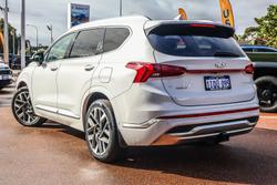 2022 Hyundai
Santa Fe Highlander