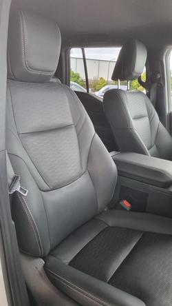 2024 Toyota
Landcruiser Prado VX