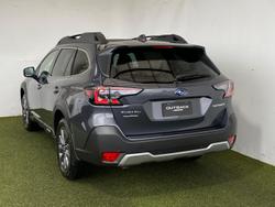 2025 Subaru
Outback AWD