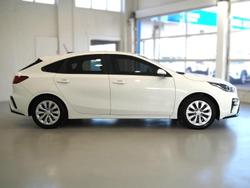 2020 Kia
                Cerato S