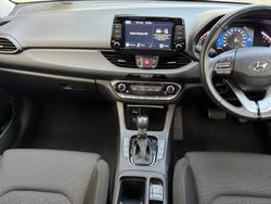 2021 Hyundai
i30