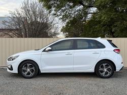 2021 Hyundai
i30
