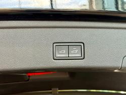 2023 Volkswagen
Touareg 210TDI R-Line