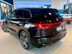 2023 Volkswagen
                Touareg 210TDI R-Line