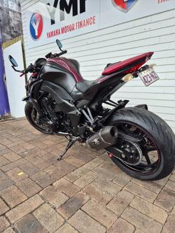 2015 Kawasaki Z1000 RED