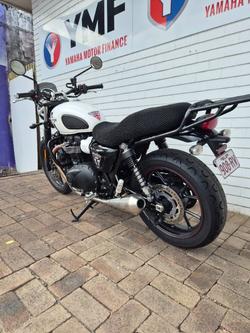 2018 Triumph STREET TWIN WHITE