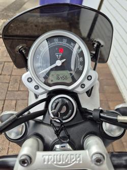 2018 Triumph STREET TWIN WHITE
