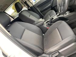 2021 Ford
Everest Ambiente