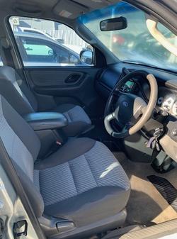 2004 Ford Escape XLS ZB 4X4 On Demand SILVER