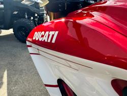 2017 Ducati 939 HYPERMOTARD Red