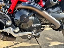 2017 Ducati 939 HYPERMOTARD Red